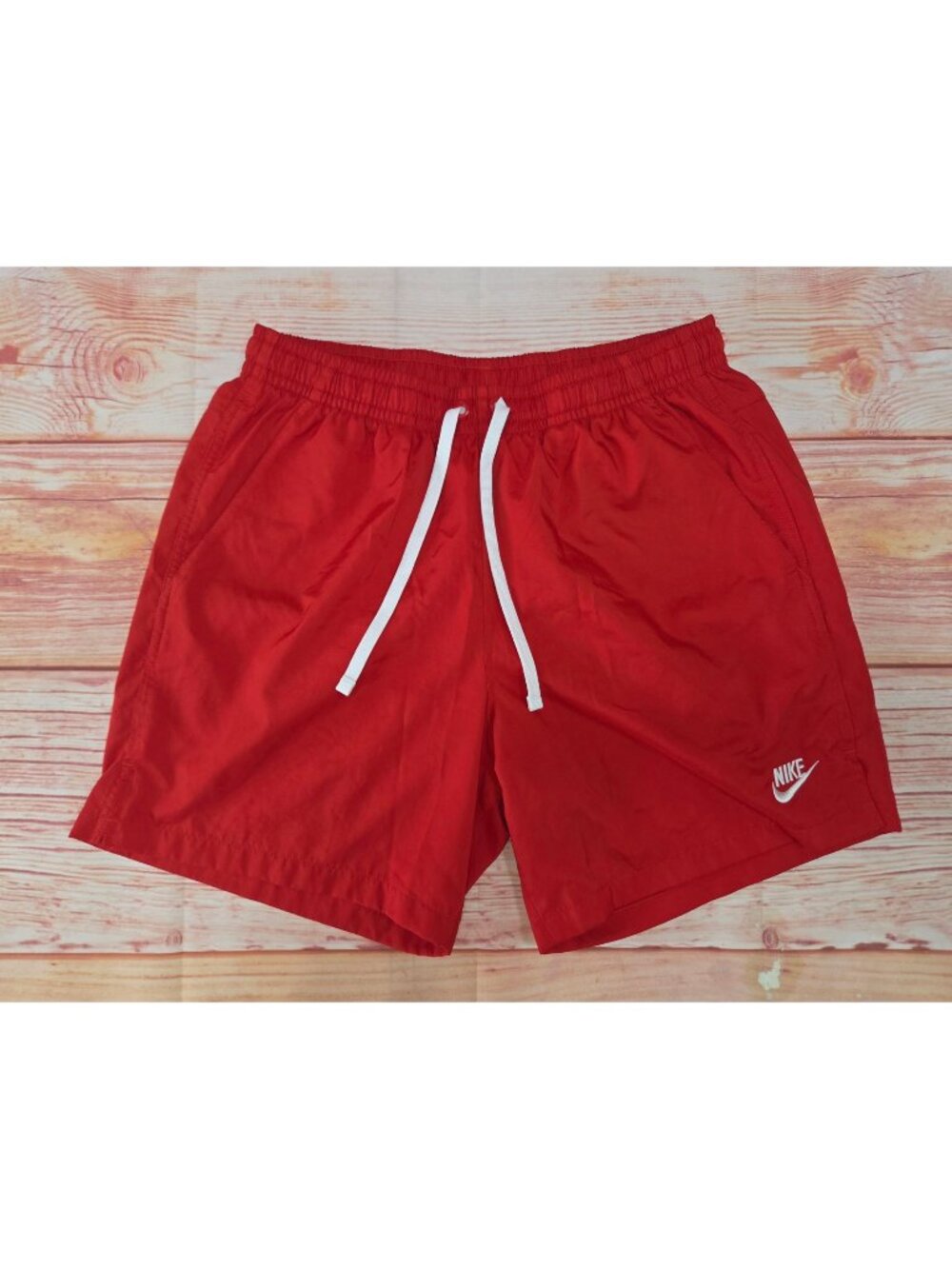 Nike Mens 6 inch Red Swim Shorts Medium With Elastic Waist & Drawstring